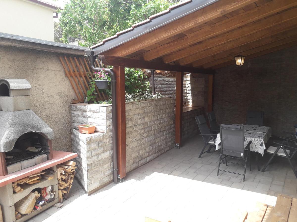 Apartmani Tomljenovic Senj  Esterno foto