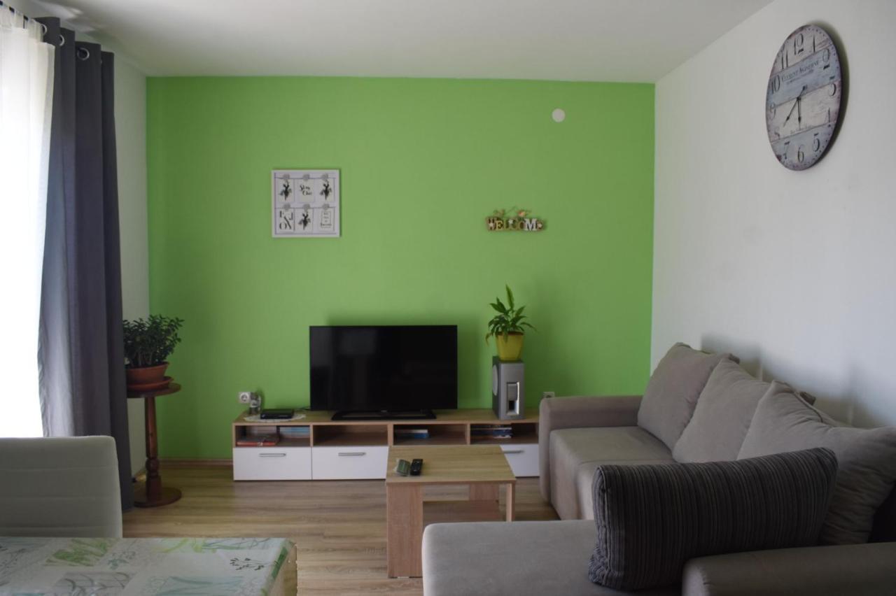 Apartmani Tomljenovic Senj  Esterno foto