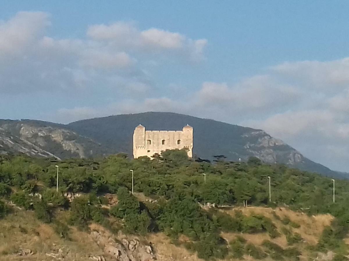 Apartmani Tomljenovic Senj  Esterno foto