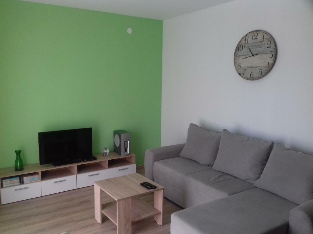 Apartmani Tomljenovic Senj  Esterno foto